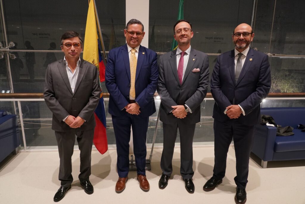 © Embaixada do Equador no Reino Unido e Portugal