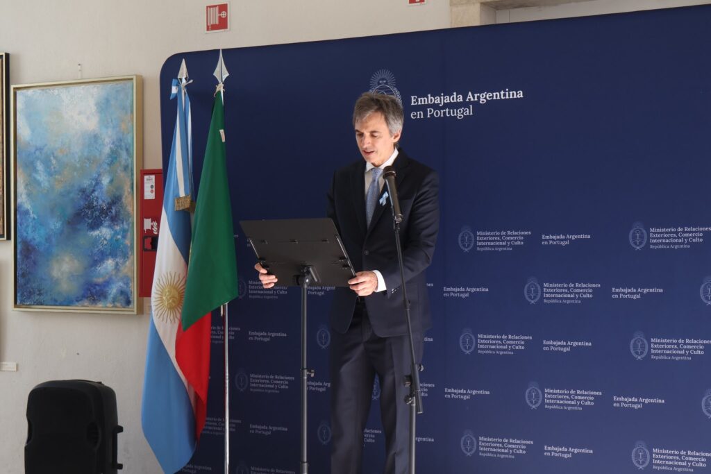 IMG_0410 - frame at 0m19s-min